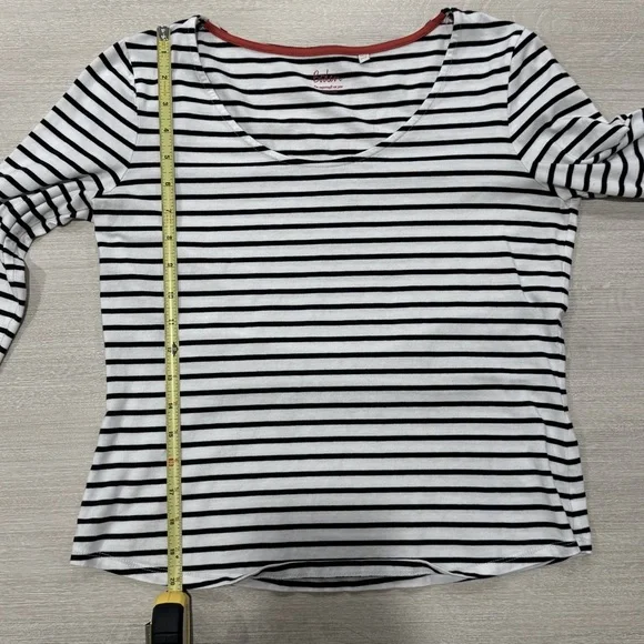 Boden White and black striped long sleeved tee - Picture 6 of 6